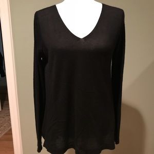 Elie Tahari cashmere sweater